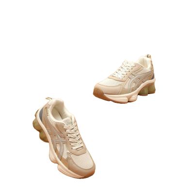 سبورت asics