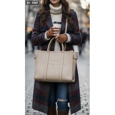 شنطة - Marc Jacobs / مقاس ميديوم