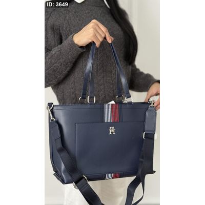 شنطة - Tommy Hilfiger ماستر كوالتي