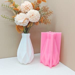 T626 – قالب سيلكون فازا مضلعة