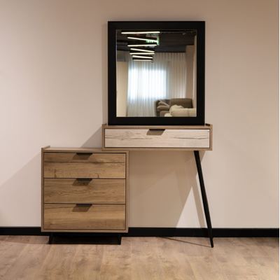Yazur Dresser