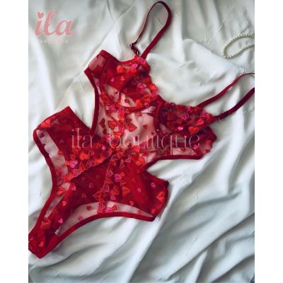 بودي سوت احمر قلوب شفاف