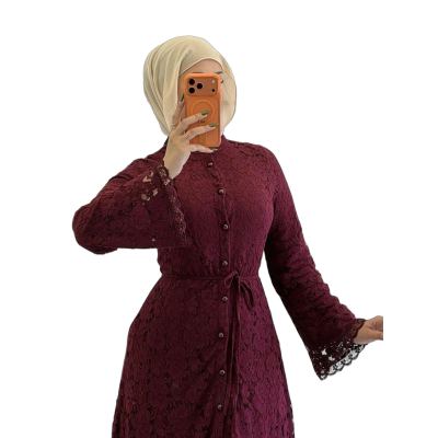 فستان دانتيل