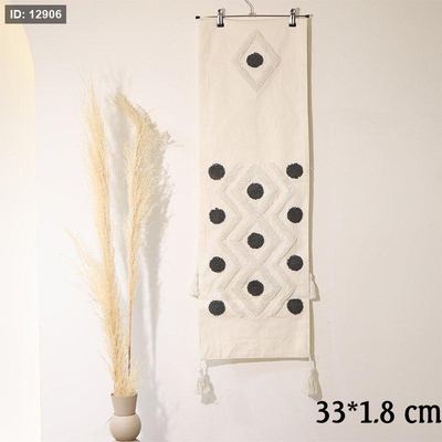 رنر مستطيل 1.8*33سم بيج مرسم فرو ابيض ودوائر سكني EL80/6 =ط55