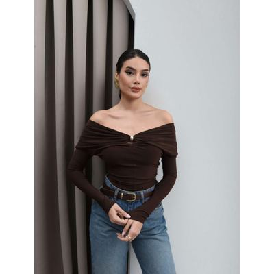 بلوزة Off Shoulder