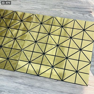 ديكور جدران معدن ذهبي 30*30سم
