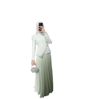 فستان مع أحجار 917