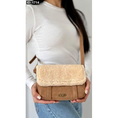 شنطة - UGG / كوبي ماستر