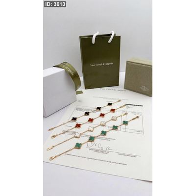 اسوارة - Van Cleef \ شامل علبة وكيس الشركة