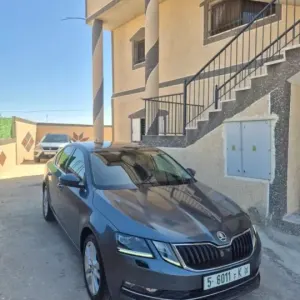 سكودا اوكتافيا 2018