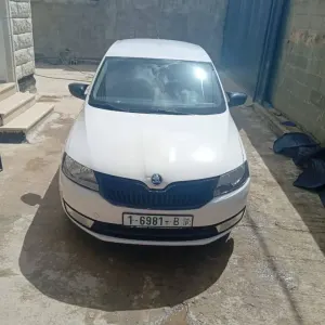 سكودا رابيد 2015