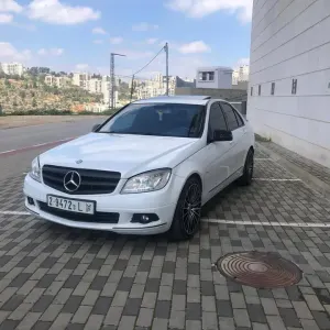مرسيدس بنز C-class 2011