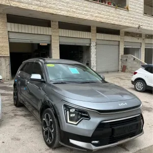 كيا نيرو 2024