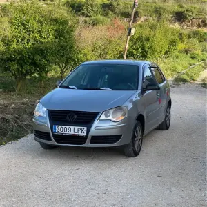 فولكسفاغن بولو 2009