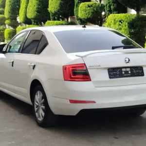 سكودا اوكتافيا 2016