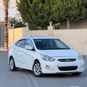 هيونداي اكسنت 2016