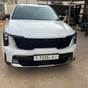 كيا سورينتو 2023