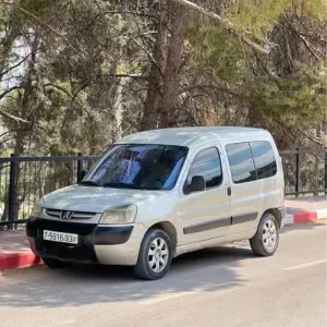 بيجو بارتنر 2008