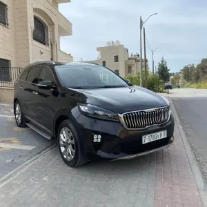كيا سورينتو 2017