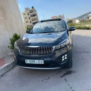 كيا سورينتو 2016