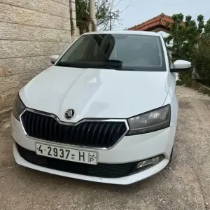 سكودا فابيا 2021