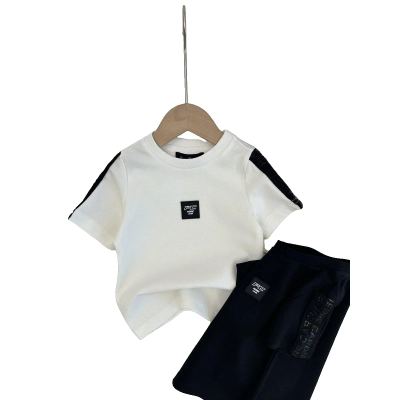 بلوزة ولادي pierre cardin