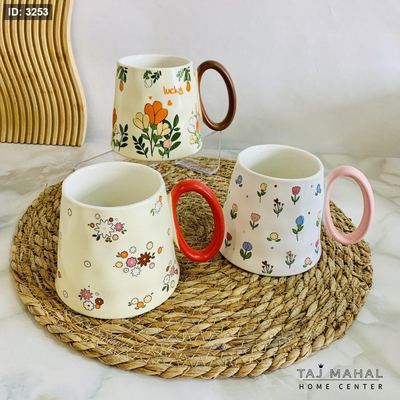 مجات خزفية بنقشات ورود وزهور
