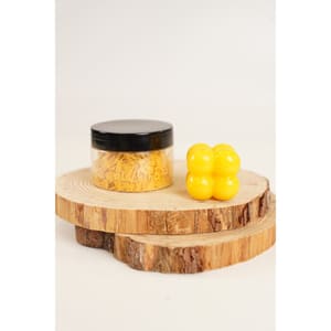 رقائق تلوين الشمع- 50 غم – lemon yellow #22