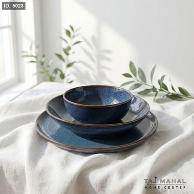 طقم صحون سفرة سيراميك بلون أزرق داكن 18 قطعة