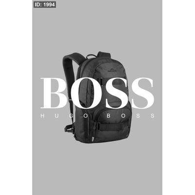 شنطة ظهر Hugo Boss / كفالة سنتين