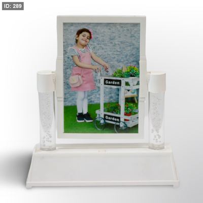 برواز صورتين مع انابيب مضيئة بعدّة الوان