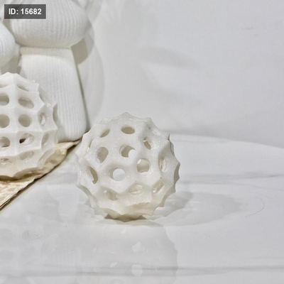 تحفة بولاريزن شكل طابة مخرم صغير SM95/20 =ط9