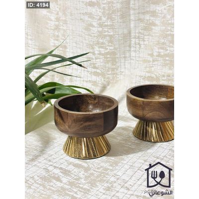 زبدية مكسرات / مجففات خشب طبيعي هندي مع قاعدة معدن ذهبي