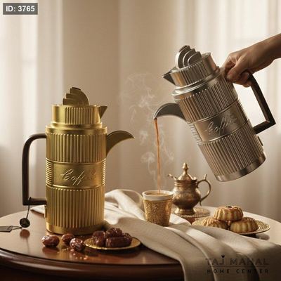تيرموس قهوة مخطط بمقبض خشبي