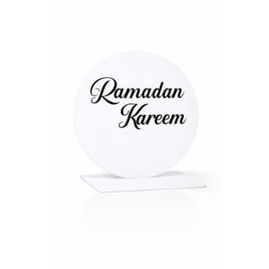ستاند دائرة ابيض مع رمضان كريم اسود