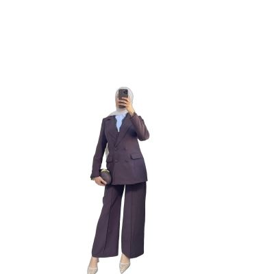 طقم مع دانتيل891
