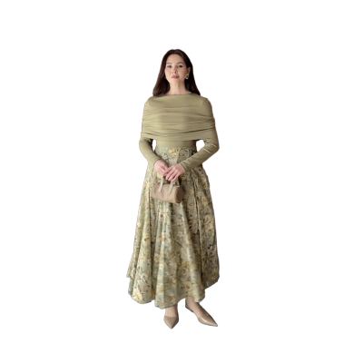 طقم تنورة