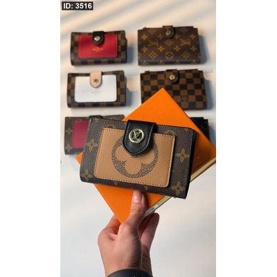 جزدان - Louis Vuitton - حجم وسط - شامل علبة الشركة