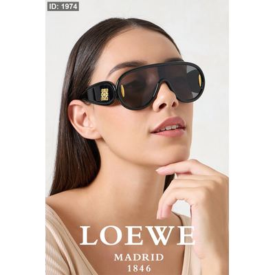 نظارة -Loewe / شامل علبة سادة فخمة و كيس